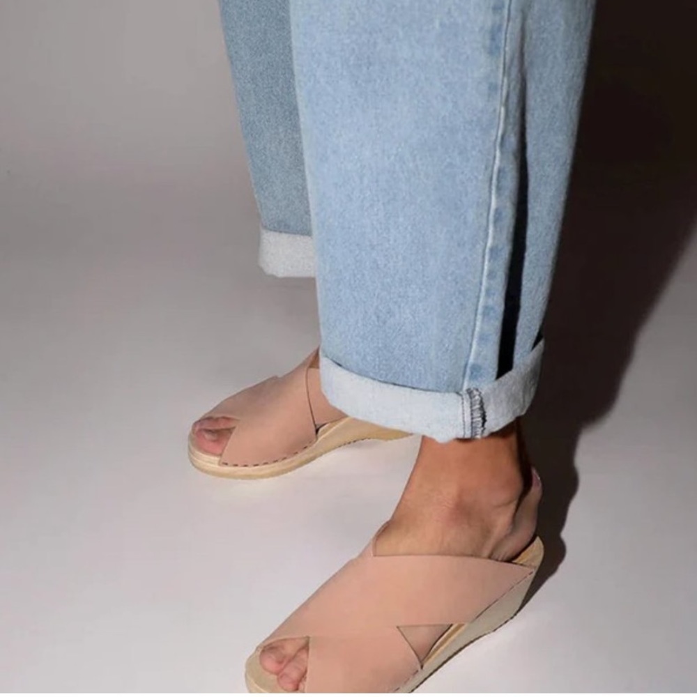 No. 6 Pink Sandals - Picture 2 of 14